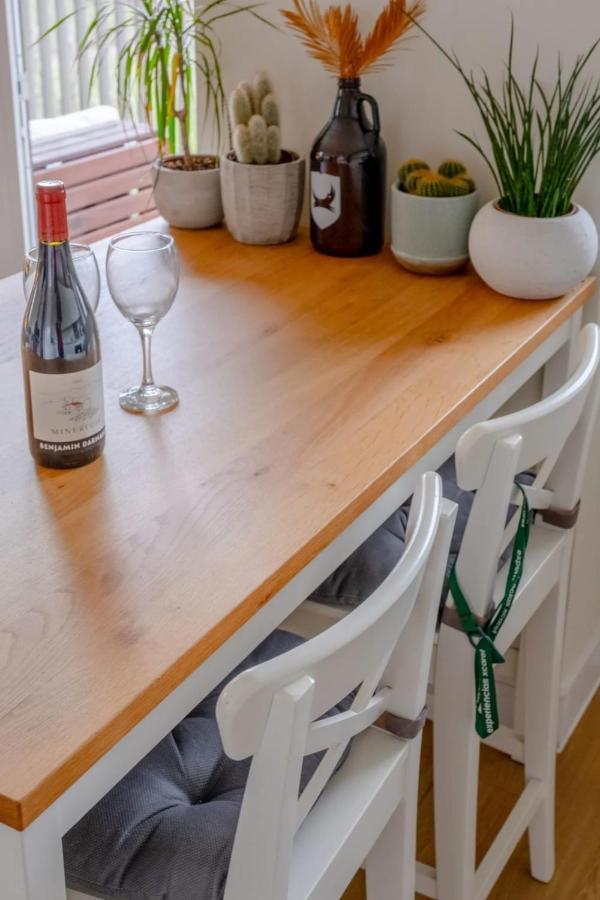 Modern 2 Bedroom Flat In Elephant And Castle * London
